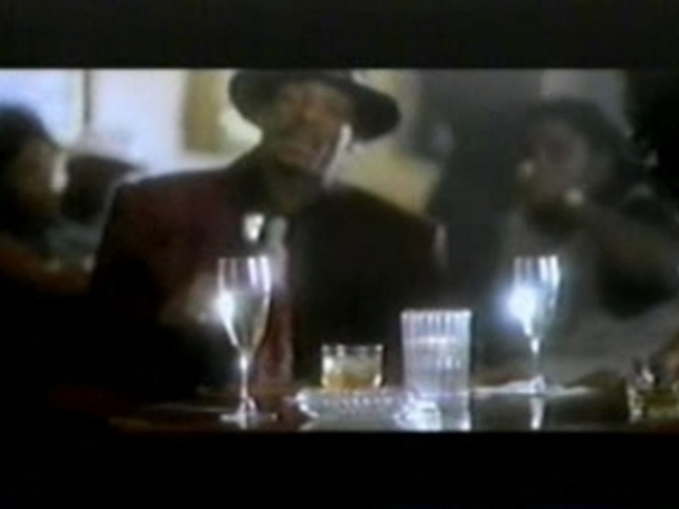Tupac ft. Snoop Dogg- Gangsta party