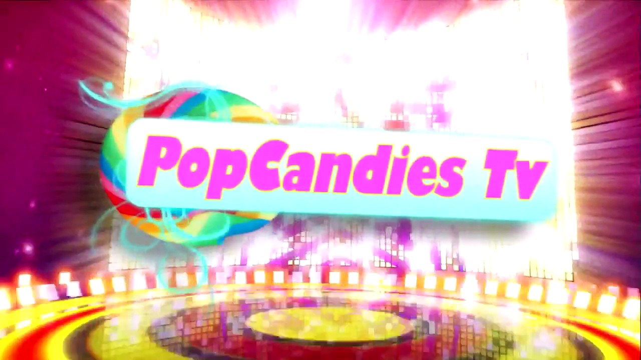 Elizabeth Rodriguez takes selfies with fans departing Netflix After Party at Sunset Tower.