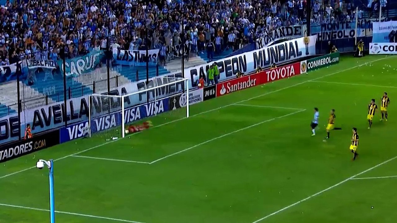 Embarrassing blunder by Guarani Keeper