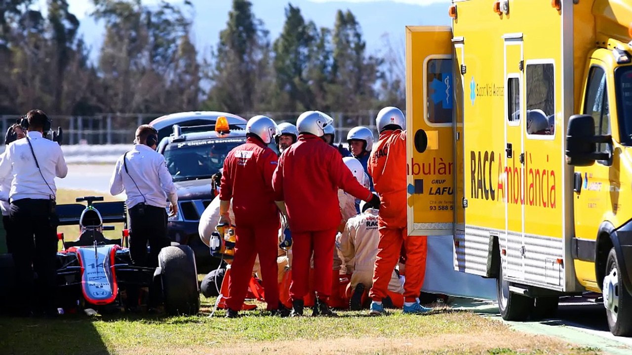 Alonso returns home after testing crash