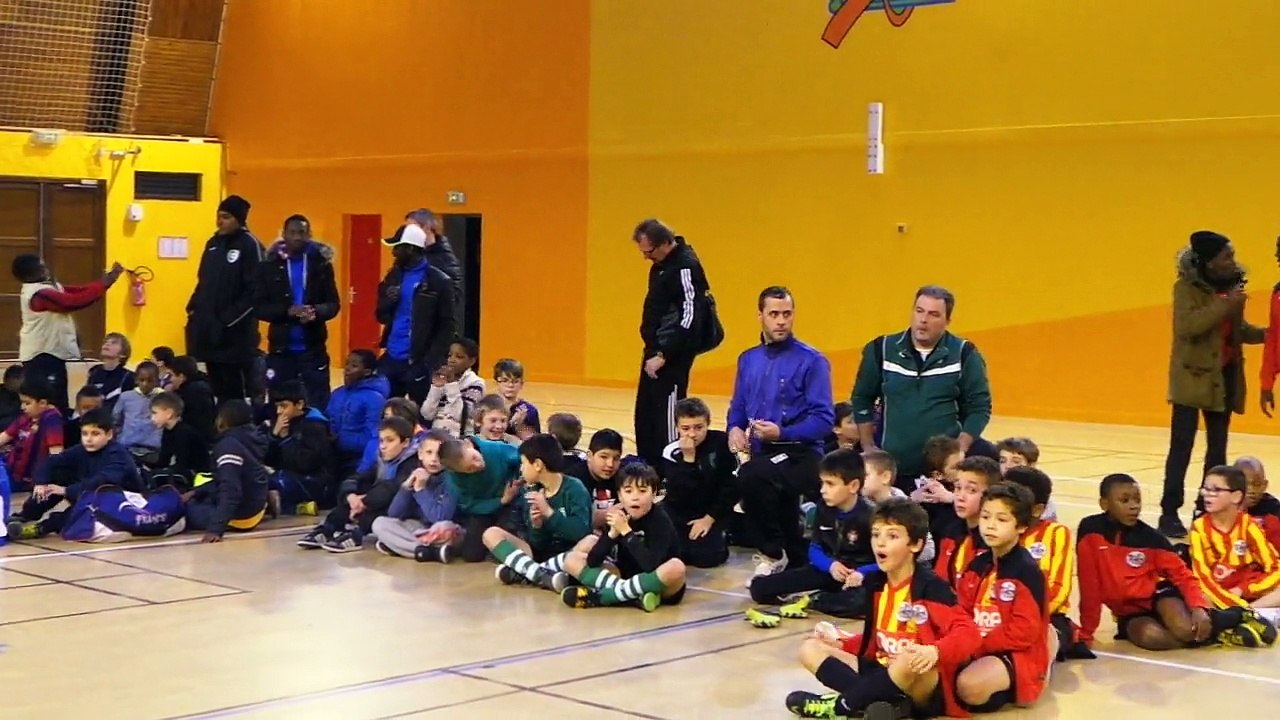 TOURNOI EN SALLE U10-U11-14 FÉVRIER 2015-REMISE DES COUPES