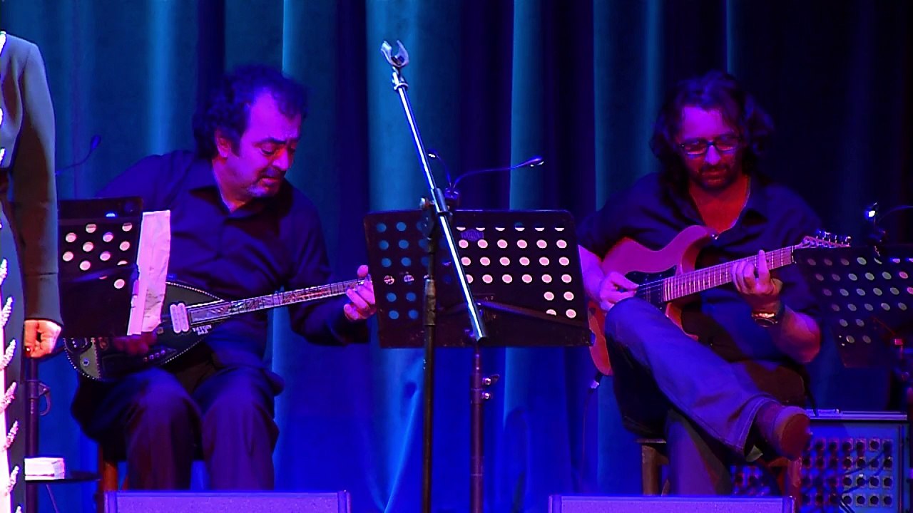 Yasemin Yalçın - Bu da gelir bu da geçer ağlama / BKM Konseri HD - 08.12.2014