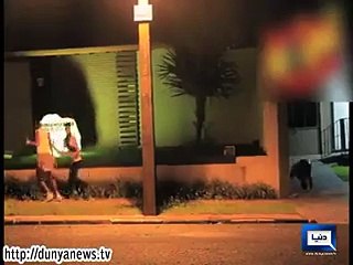 Hahaha very funny video... Must Watch