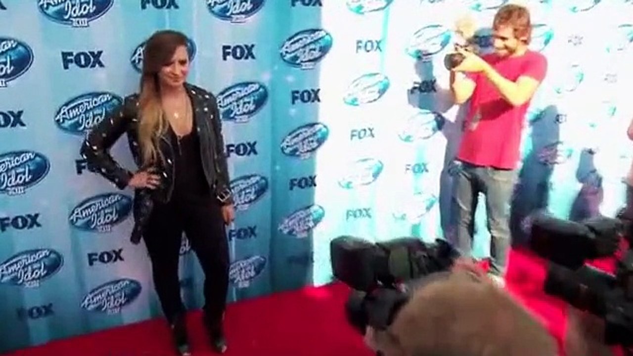 Demi Lovato Rushed  With Breathing Difficulty
