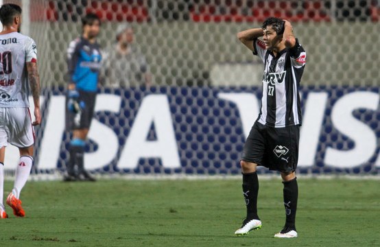 Crise? Em casa, Atlético-MG perde a segunda na Libertadores