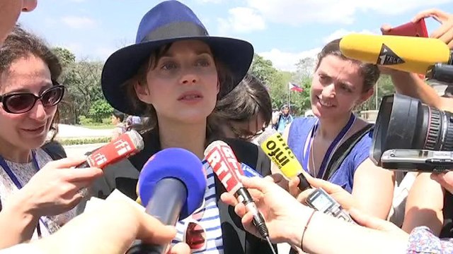 Cotillard: François Hollande a un discours intelligent, réfléchi