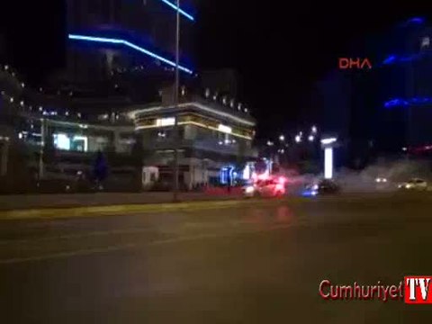 Beşiktaş taraftarından Liverpool'a gece ziyareti