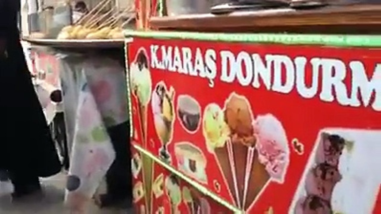 kid and ice cream