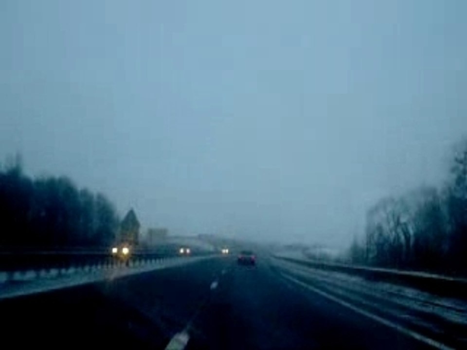 Accident sous la neige AQUAPLANING!!