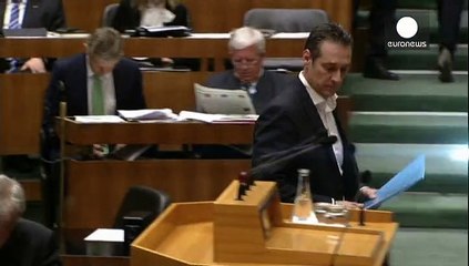 Austria, nuova legge inquadra cittadini musulmani