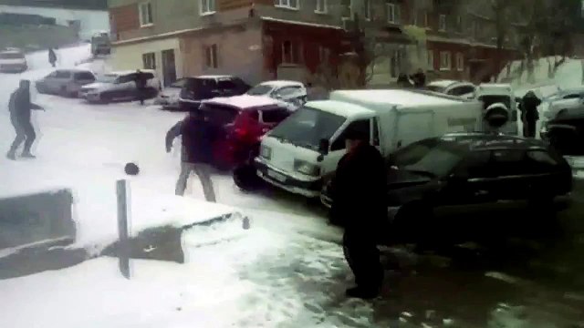 Гололед во Владивостоке - ДТП 25.02.2015