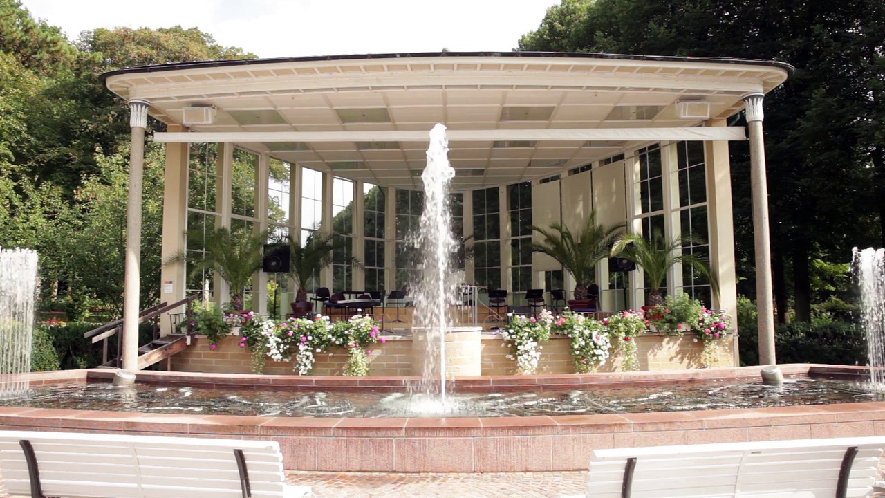 Wasserspiele Queen Medley- Bad Mergentheim powered by HeiMedia