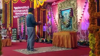 Bapu performing Aarti (religious practice) of lord dattaguru