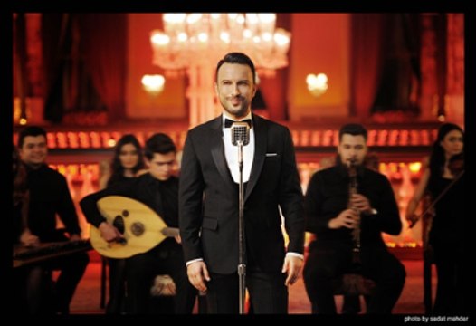 Tarkan'ın Oynadığı Reklam Rekora Koşuyor