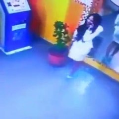 Não largo meu celular nunca