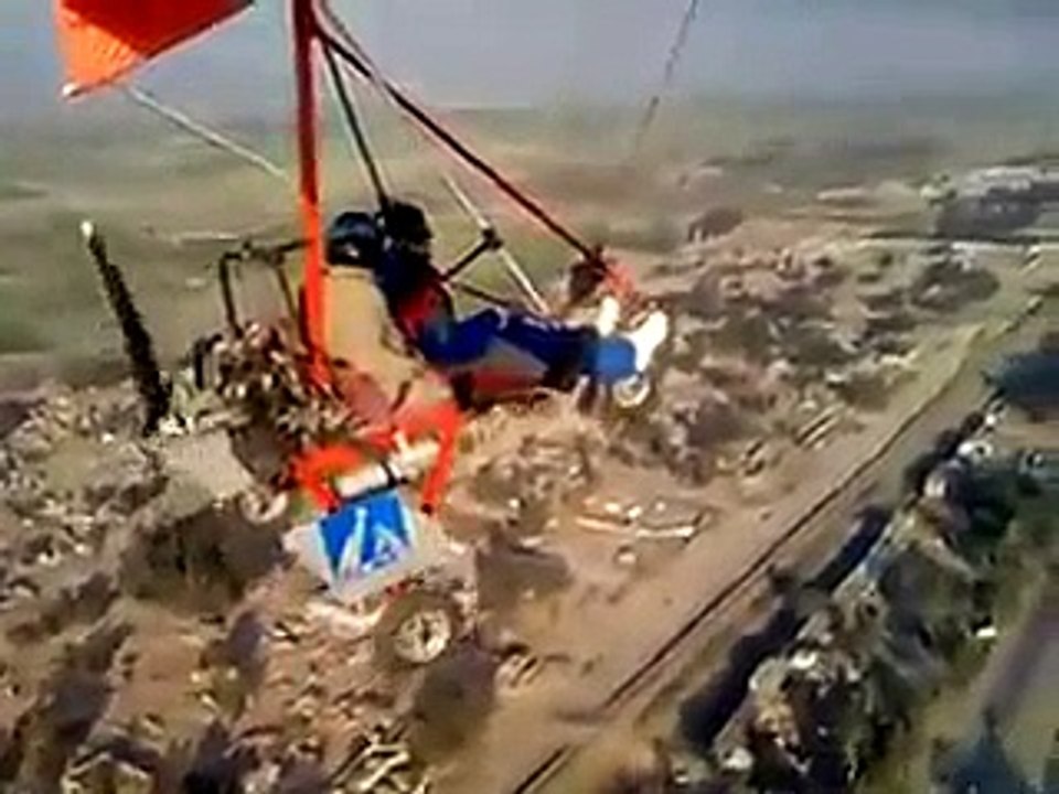 Wacth Pakistani Talent .. Invent Amazing Helicopter from motorcycle ingine