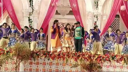 Pragya & Abhi celebrate Holi – ZEE TV's Special