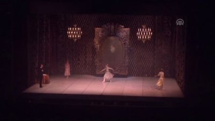 Antdob, "V. Murad" Balesini Sahneledi