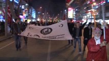 Ülkü Ocakları Üyeleri Hocalı Katliamı İçin Bağdat Caddesi'nde Yürüdü