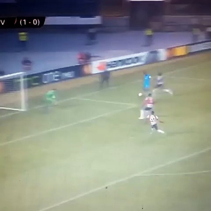 Salomón Rondón marcó doblete en la Europa League