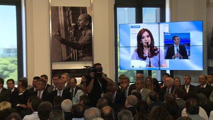 Rejeitada denúncia de promotor contra Kirchner