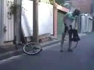 worlds smallest cycle