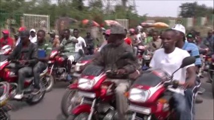 Burundi Devlet Başkanı Pierre Nkurunziza İçin Destek Yürüyüşü