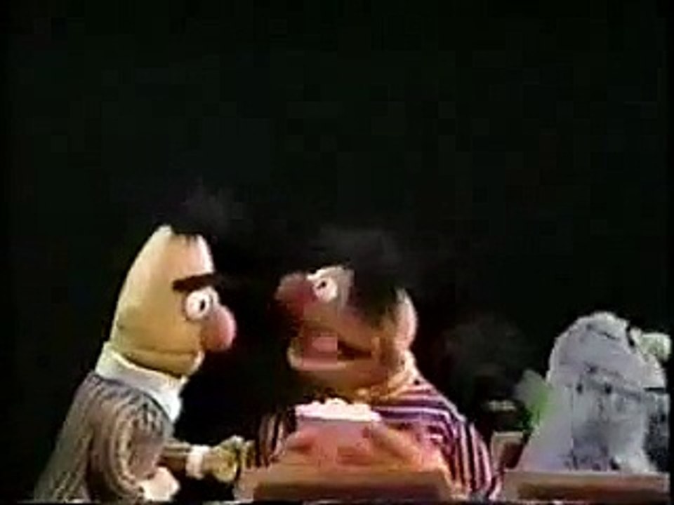 Classic Sesame Street - Ernie & Bert At The Movies "The Picnic"
