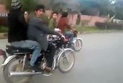 A very very dangrous bike stant - pakistani top wheeler boys - hdentertainment