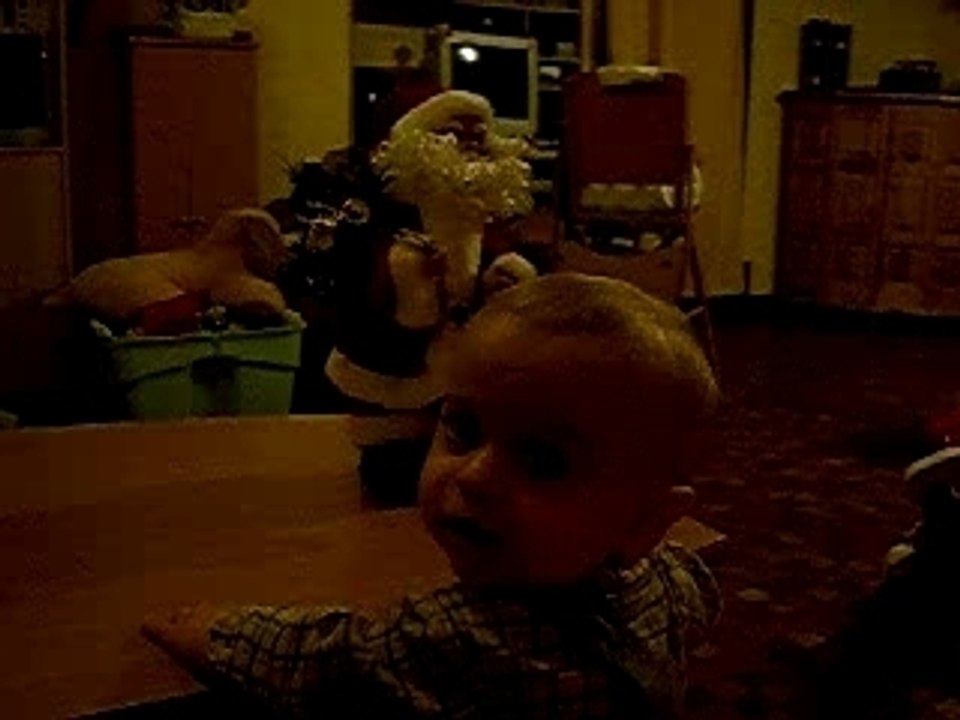 Attentat contre le Père-Noël !