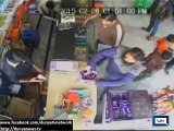 Dunya News - Faisalabad :CCTV Footage of Bakery Robery