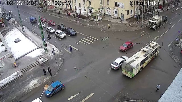 Автобус сбил пешехода - ДТП в Петрозаводске 27.02.2015