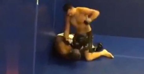 Ünlü Boksör Kendisine Meydan Okuyan Takipçisini Darmadağın Etti