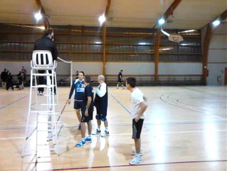 Aux chiottes l'arbitre!!!!