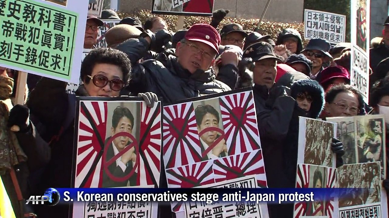 S. Korean conservatives stage anti-Japan protest