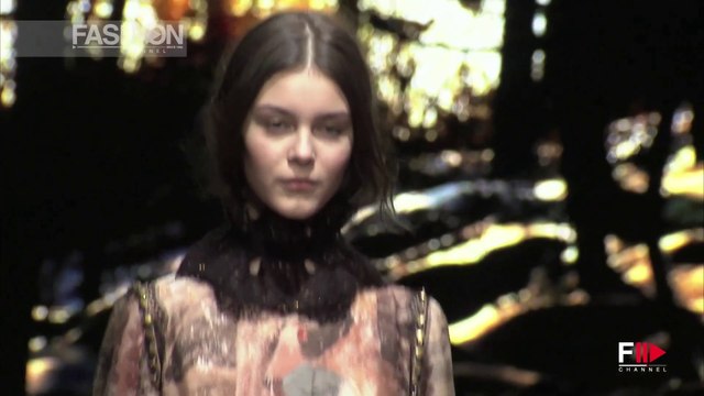 ALBERTA FERRETTI Milan Fashion Week Fall 2015 by Fashion Channel