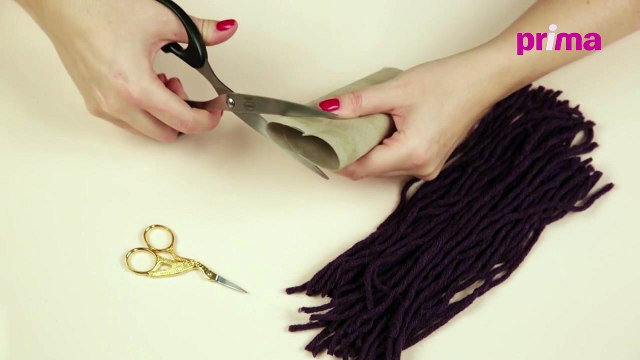 Créer des pompons pour décorer ses oeufs de Pâques - DIY