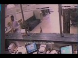 Most Hilarious Bank Robbery in Karachi, Pakistan (CCTV Footage)