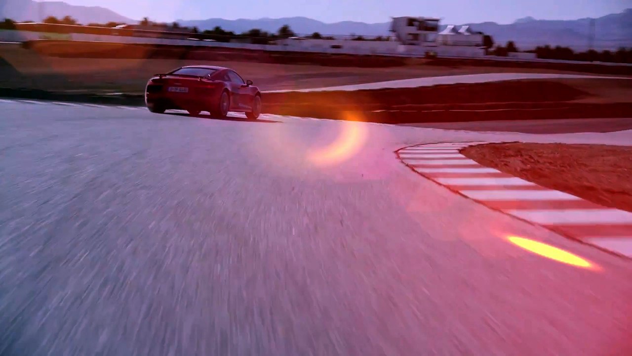 L'Audi R8 s'échauffe sur circuit