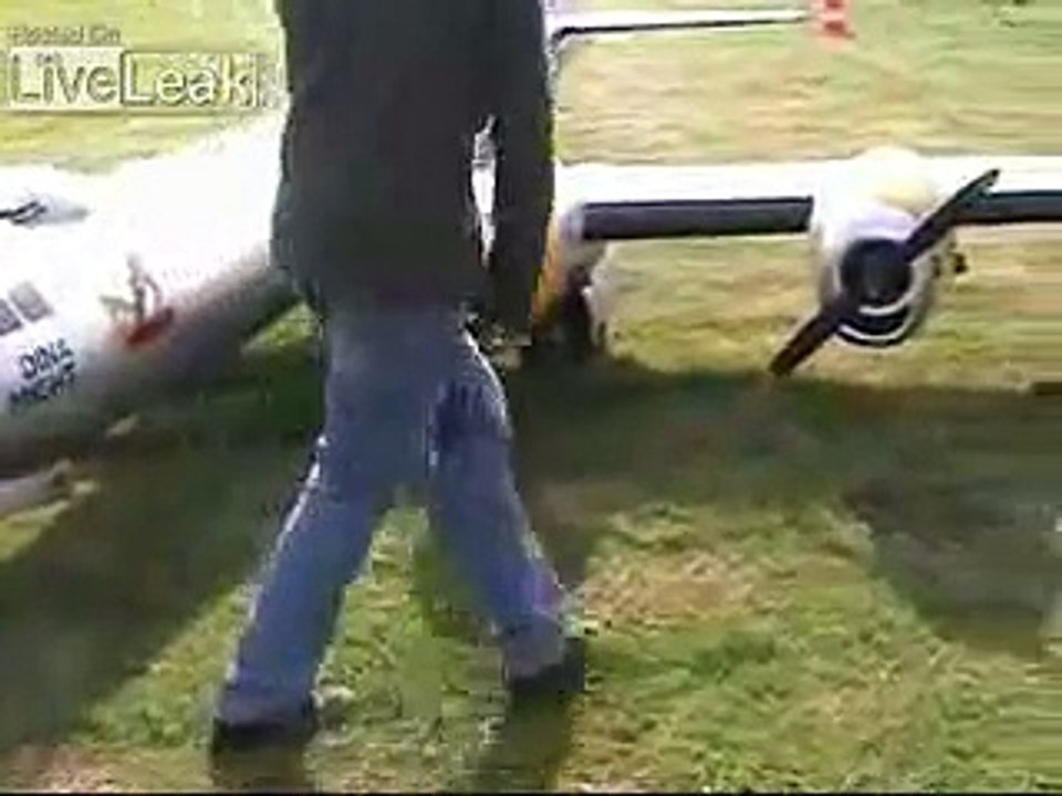 Avion télécommandé