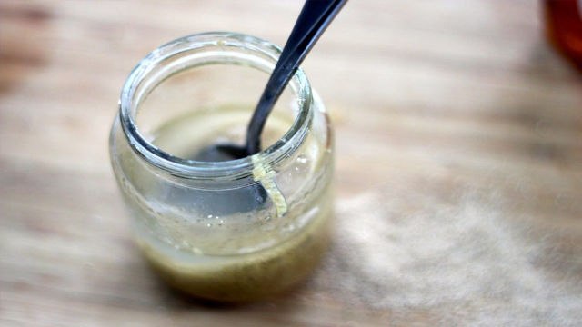 Allure Insiders - DIY Lip Exfoliant