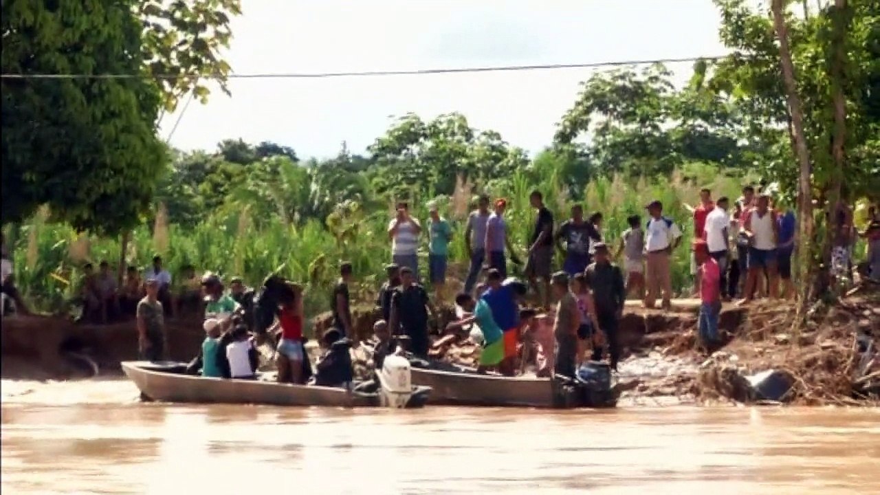 Bolivia flooding displaces thousands in Pando province