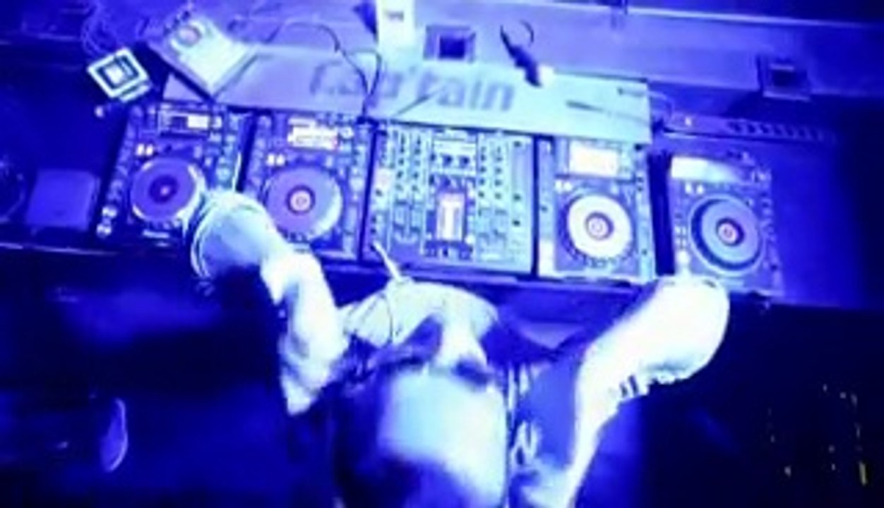 oui oui jumpstyle - remix