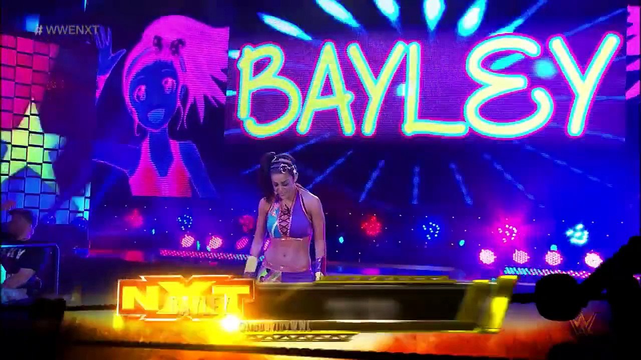 720pᴴᴰ/WWE NXT: Bayley vs Becky Lynch, 25/02/15