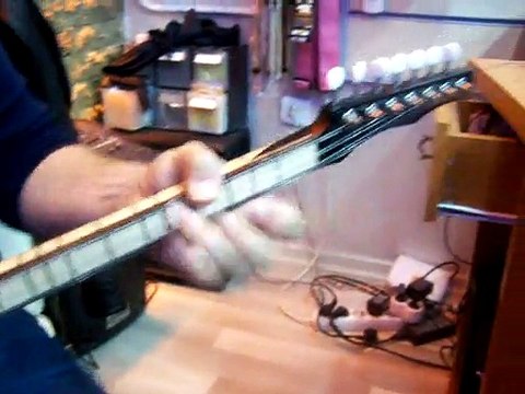 Maun gitar burgulu kısa sap bağlama