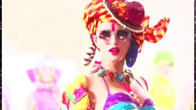 New-Video-Meri-Desi-Look-Ek-Paheli-Leela-Indian-Songs-Movies-2015