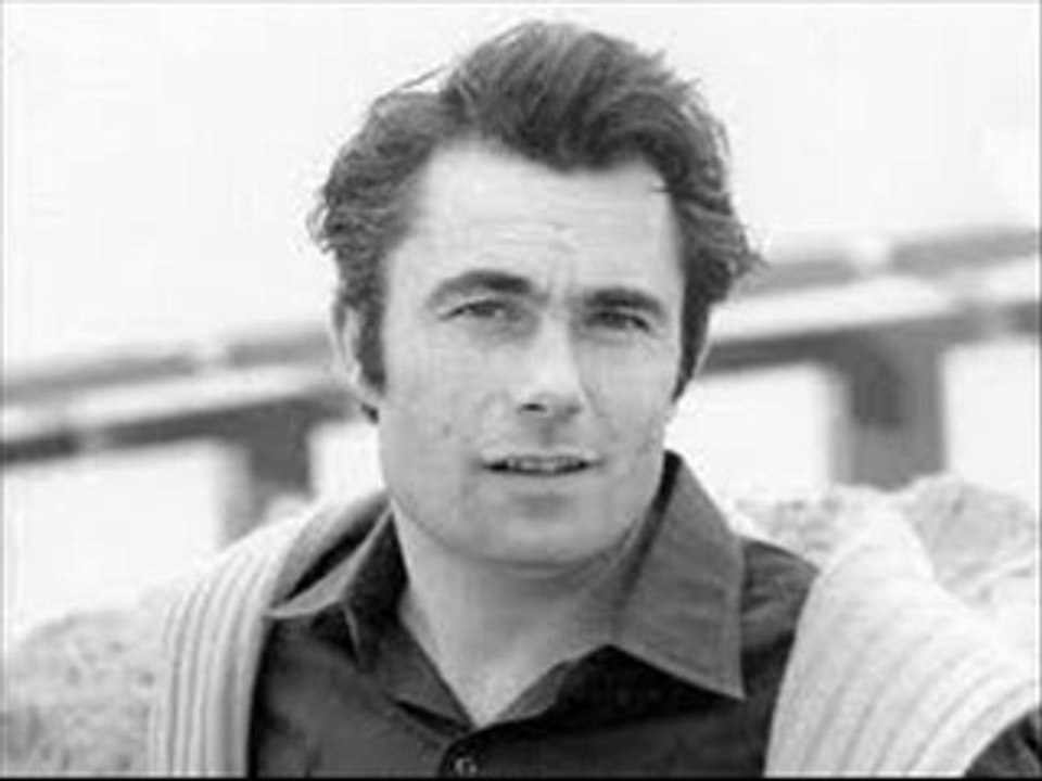 A regarder la mer --- Alain Barriere