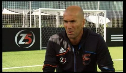 Foot - Bleus : Zidane impressionné par la Roja