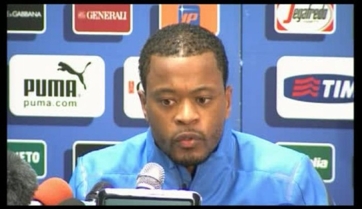 Foot - Bleus : Evra veut un trophée avec les Bleus