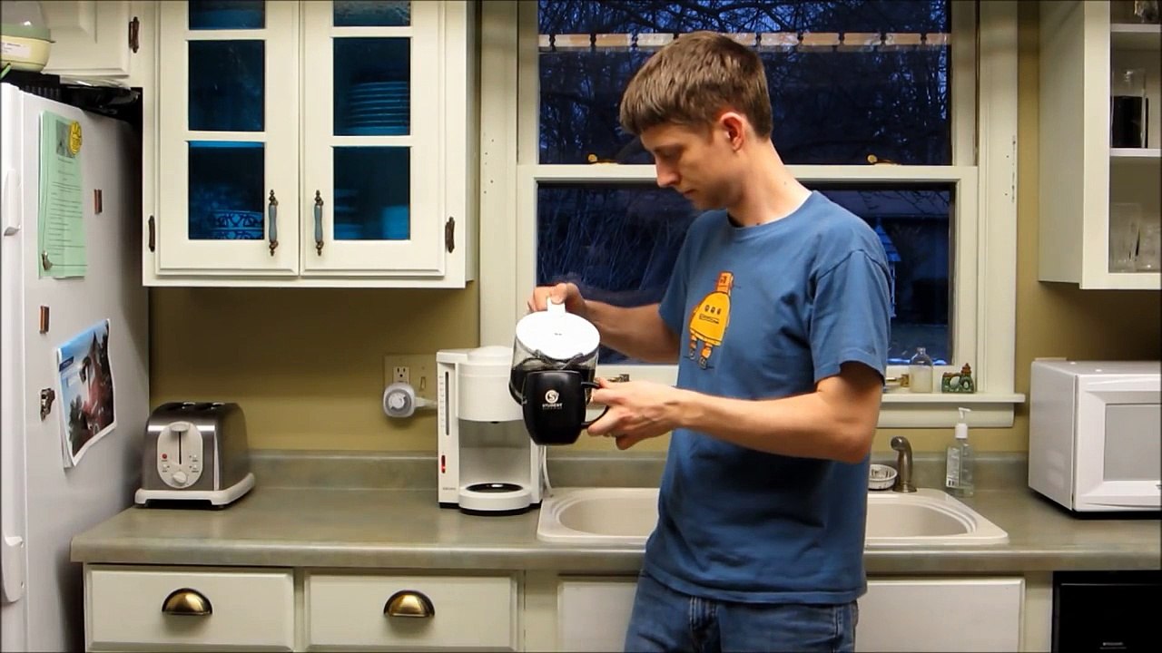 7 Winter Hacks to Help Keep You Warm